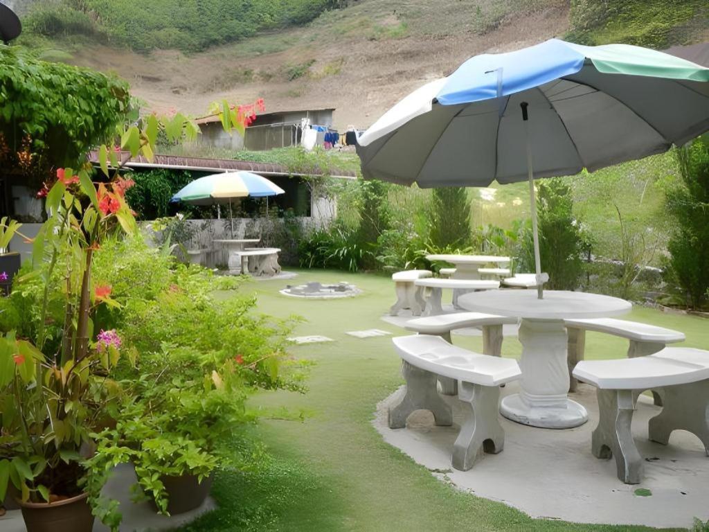 Krs Pines Hotel *