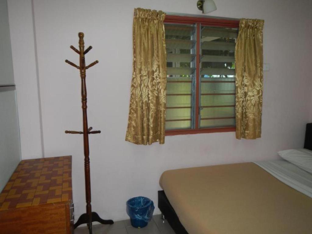 Hotel Krs Pines *
